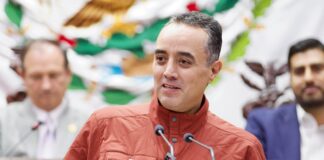 Por congruencia y coherencia, vamos por la reducción de presupuesto al Congreso: Juan Pablo Celis