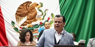 Celebra Memo Valencia reforma que reconoce como delito el desplazamiento forzado