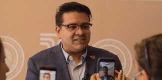 Los papás también deben tener una licencia por paternidad: Toño Carreño, tras presentar punto de acuerdo