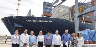 Puerto de Lázaro Cárdenas rompe récord; moviliza 15.5 millones de toneladas en primer semestre: Bedolla