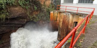 Conagua disminuye el desfogue de la presa de Cointzio
