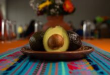 EU suspende inspecciones de aguacate en Michoacán por alerta de seguridad