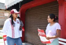 Casa por casa, Celeste Ascencio lleva información y organización a Morelia