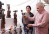 Destaca Bedolla consolidación de la Feria de la Catrina, al pasar de 20 a 260 artesanos