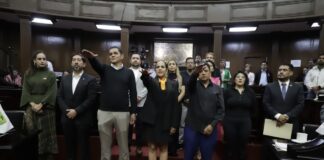 Congreso del Estado toma protesta a sindica y dos regidores del municipio de Chavinda