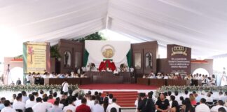 El Congreso del Estado entrega Condecoracion “Constitución de 1814” al Colegio de Abogadas de Michoacán